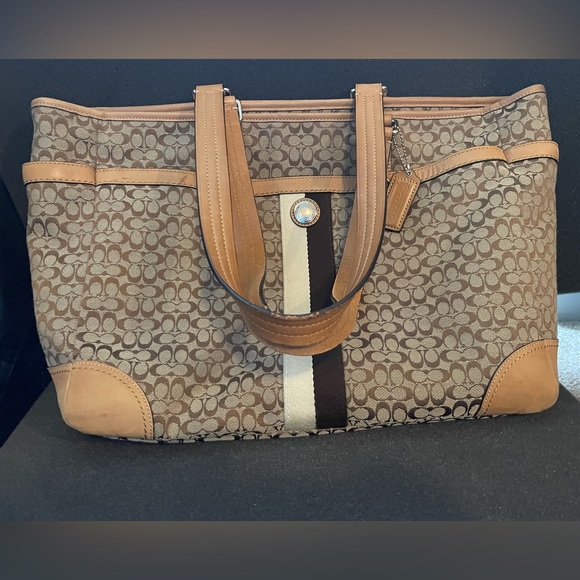Coach laptop / baby bag - Signature C’s fabric - Picture 2 of 12